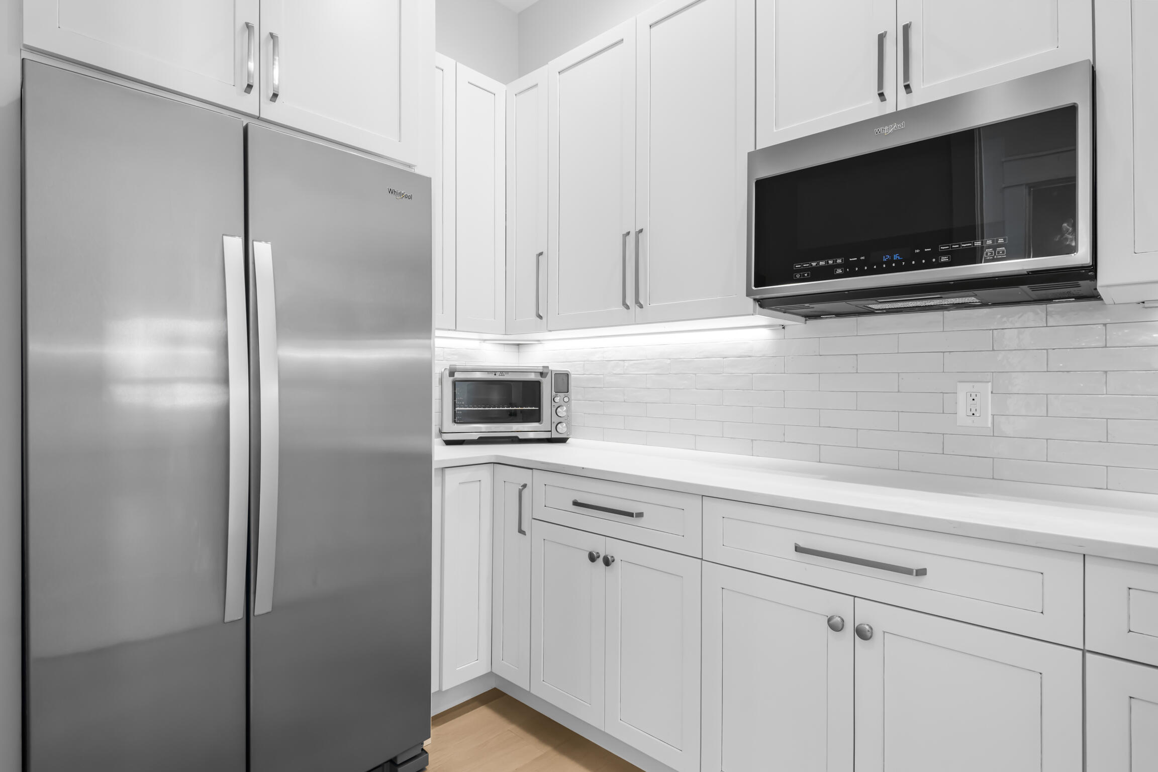 504 South East Silver Lake Road Traverse City, MI 49685 - Photo 37 of 72 31-Scene-28