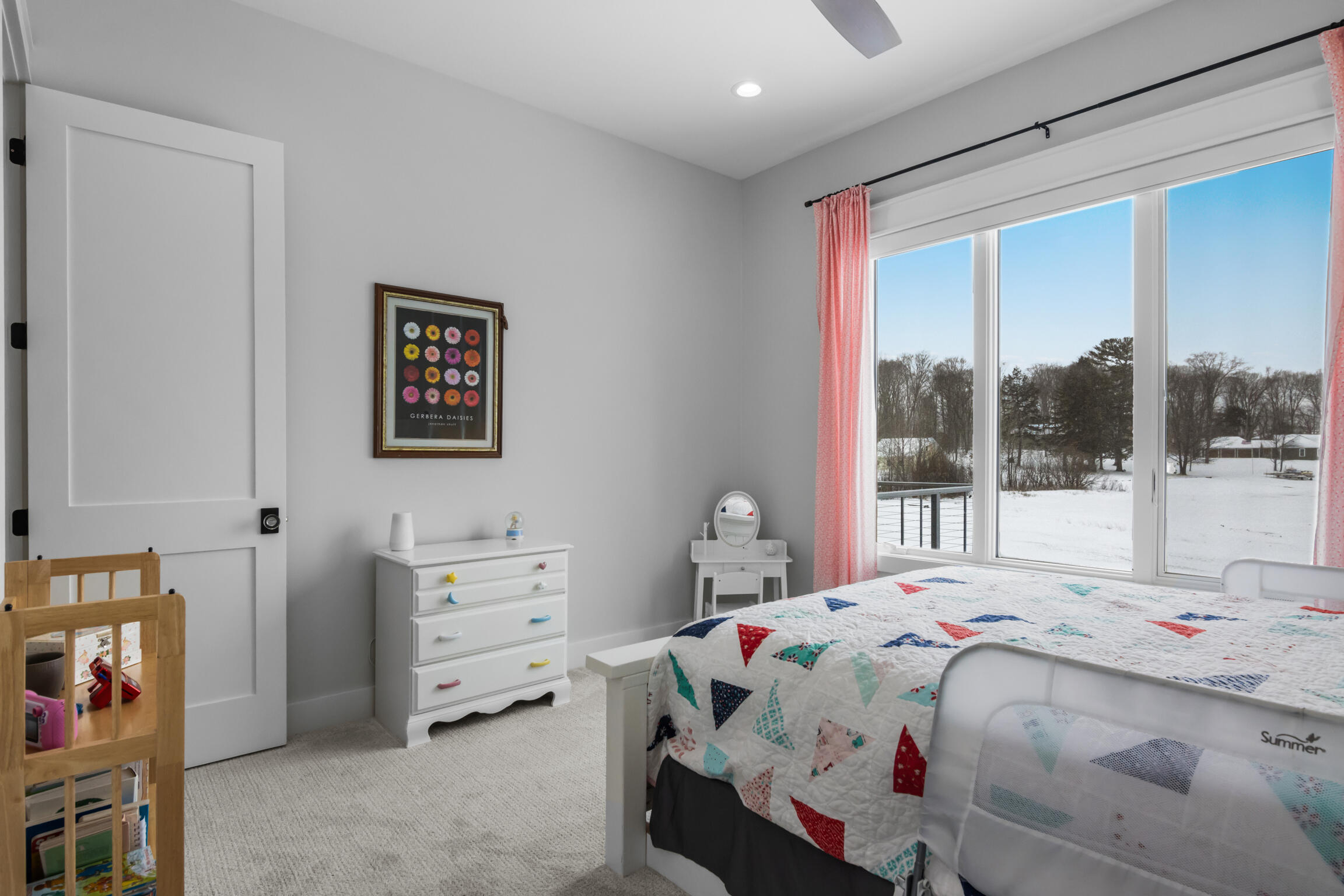 504 South East Silver Lake Road Traverse City, MI 49685 - Photo 39 of 72 33-Scene-30