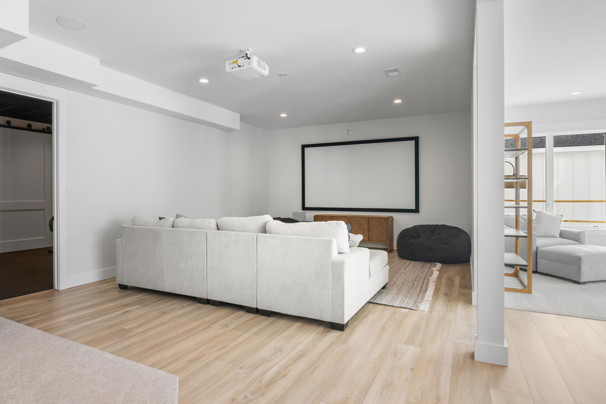 504 South East Silver Lake Road Traverse City, MI 49685 - Photo 47 of 72 48-Scene-45