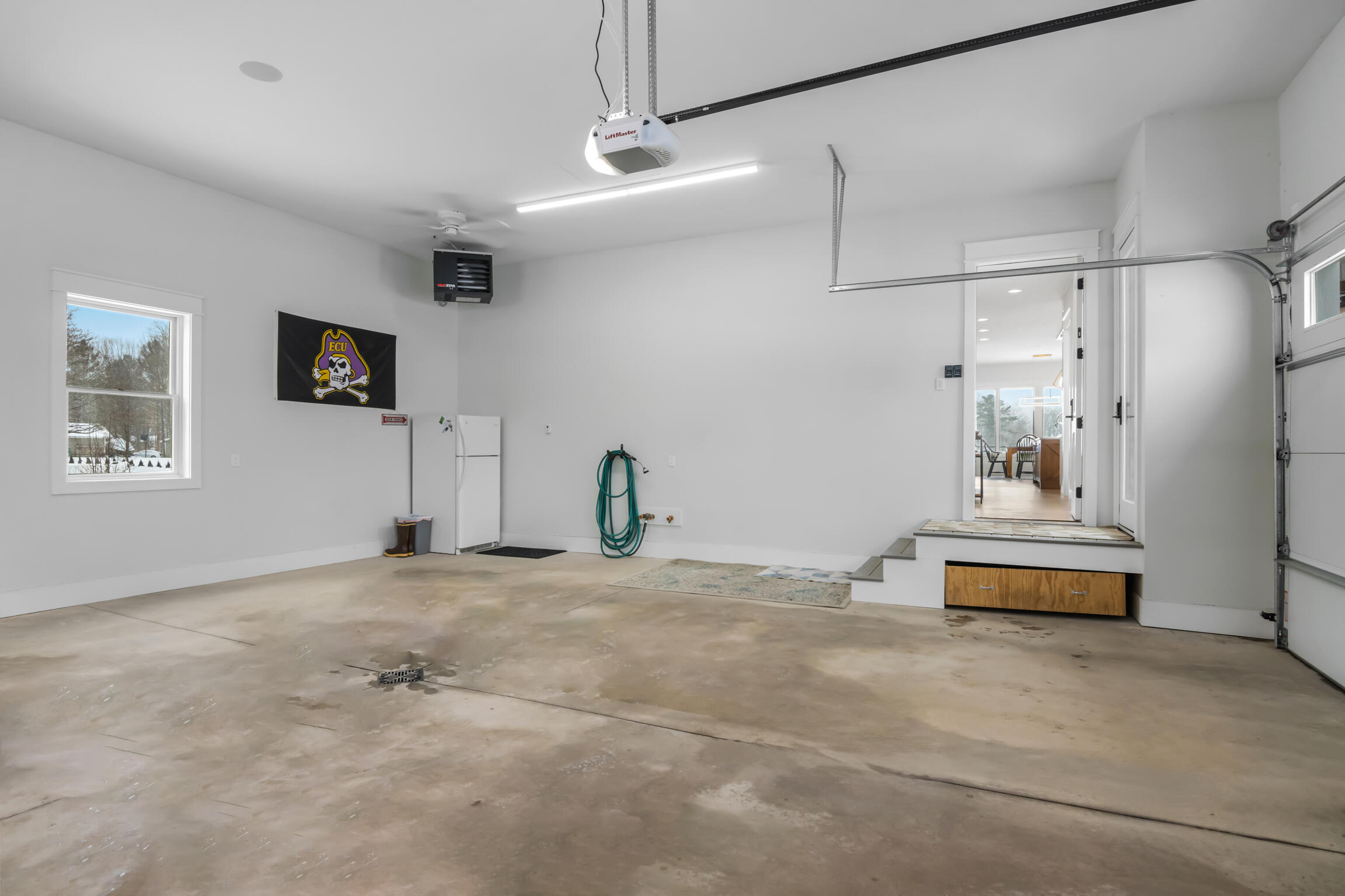 504 South East Silver Lake Road Traverse City, MI 49685 - Photo 66 of 72 53-Scene-50