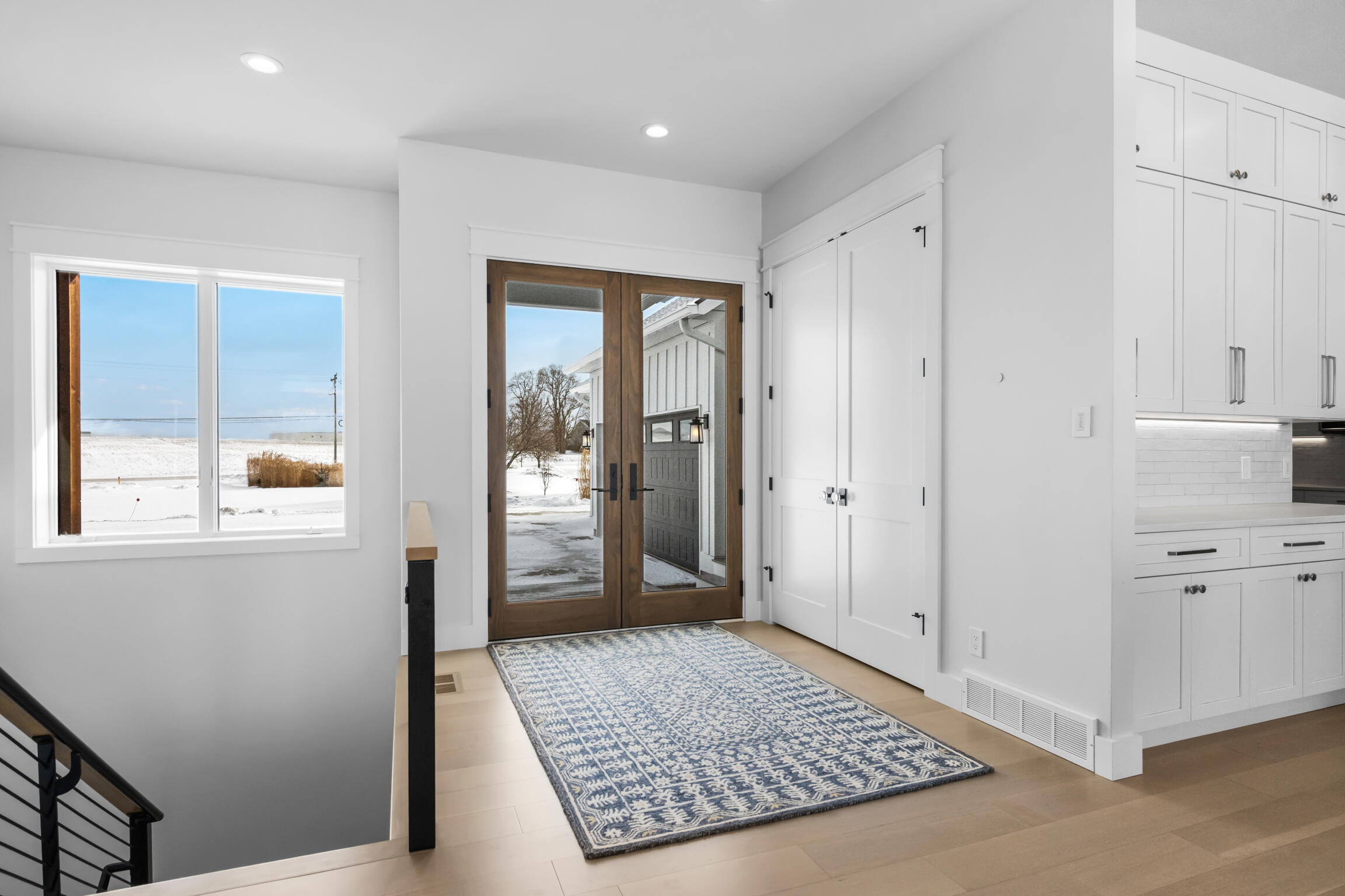 504 South East Silver Lake Road Traverse City, MI 49685 - Photo 10 of 72 7-Scene-4