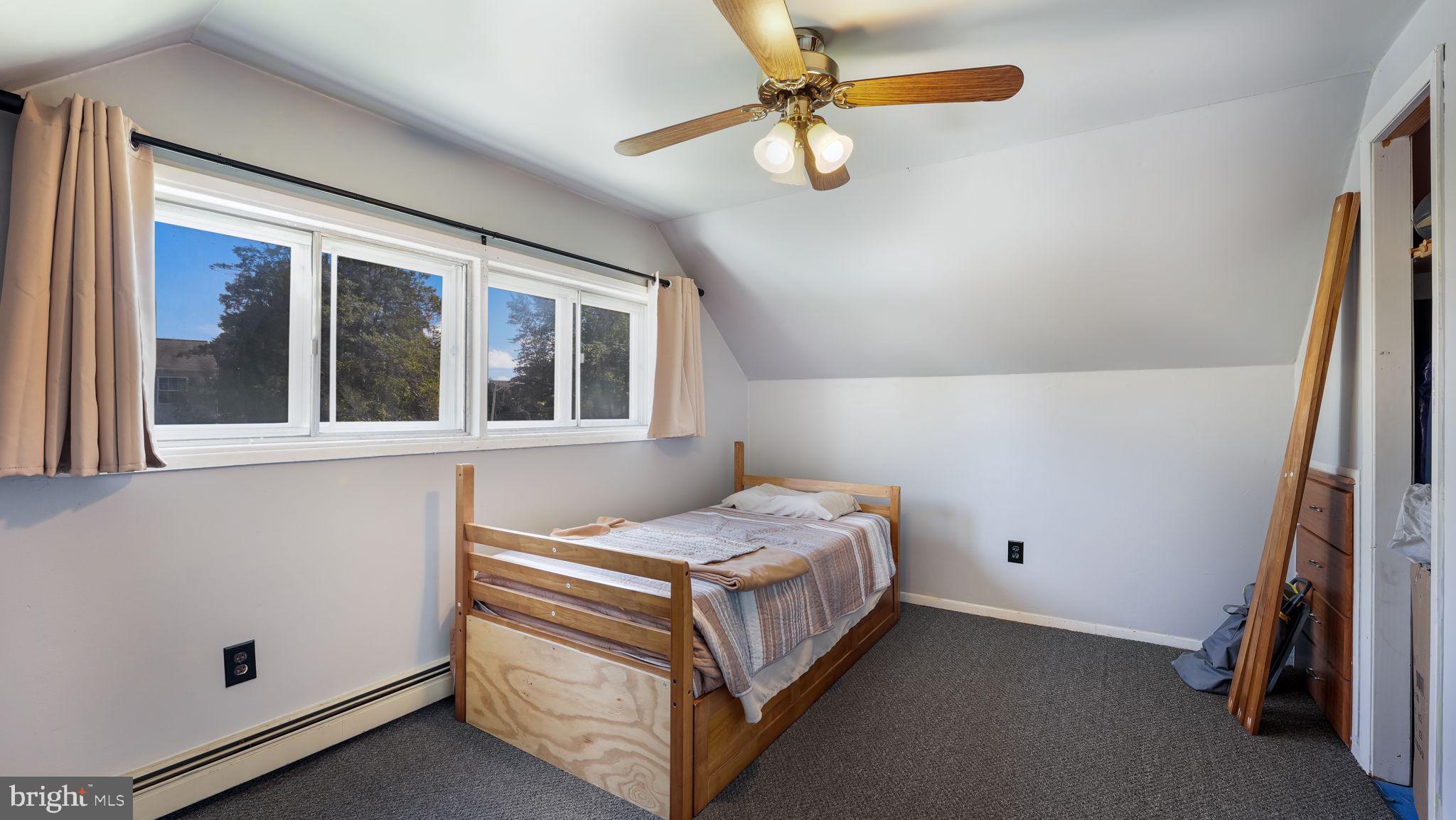 107 Hollow Road Levittown, PA 19056 - Photo 11 of 23 Gallery Image 11