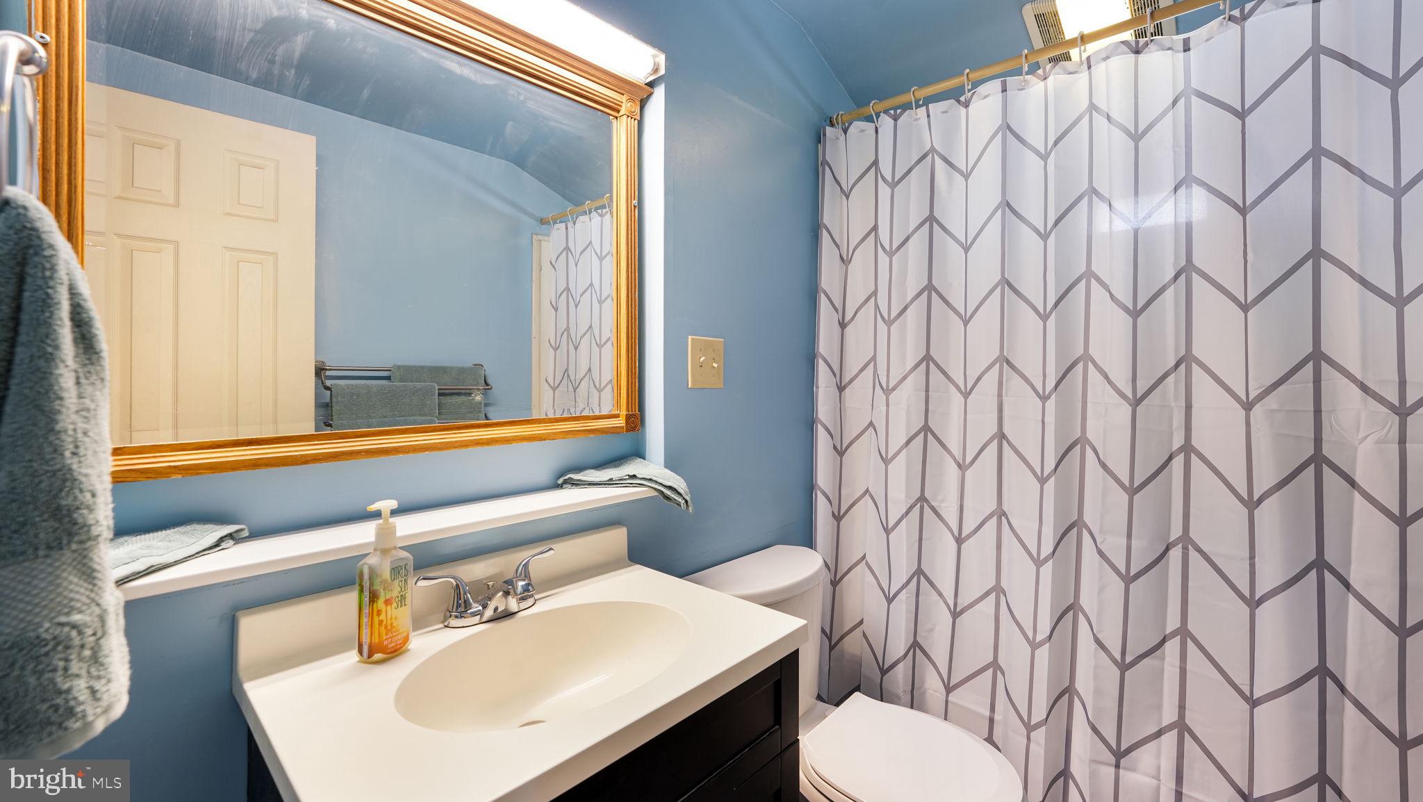 107 Hollow Road Levittown, PA 19056 - Photo 14 of 23 Gallery Image 14