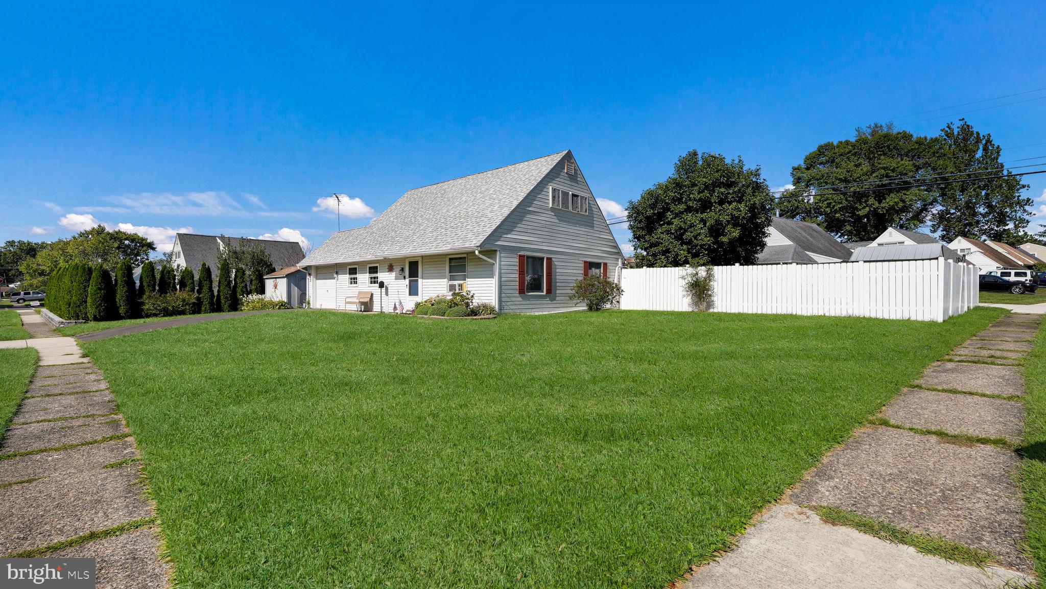 107 Hollow Road Levittown, PA 19056 - Photo 22 of 23 Gallery Image 22