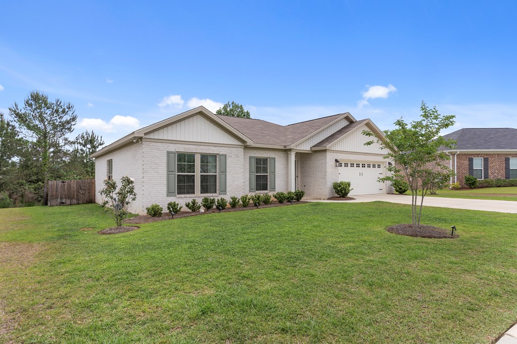 558 Ridgeland Road Dothan, AL 36301 - Photo 2 of 34