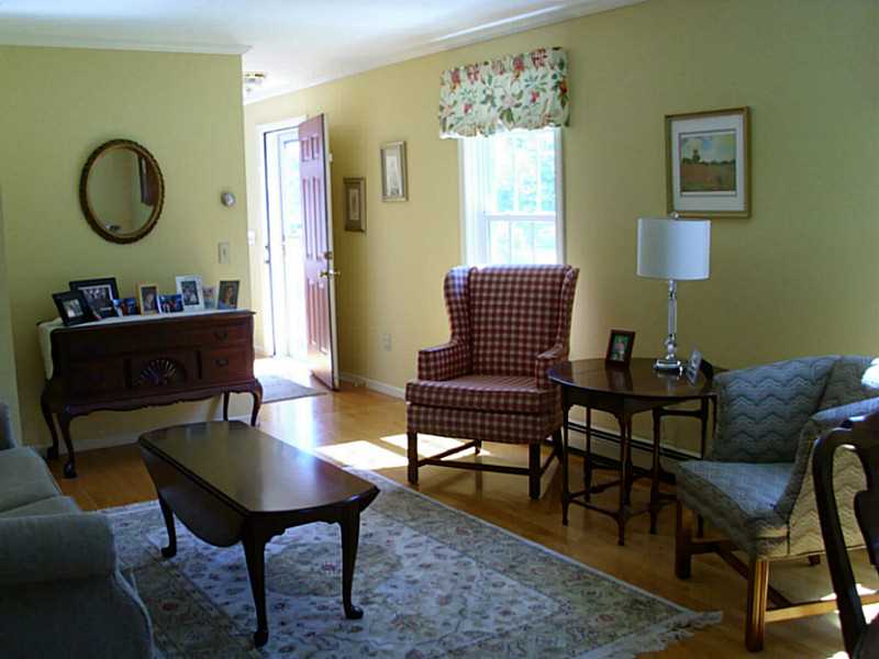 355 Sweet Allen Farm Road South Kingstown, RI 02879 - Photo 6 of 20 Living Room.
