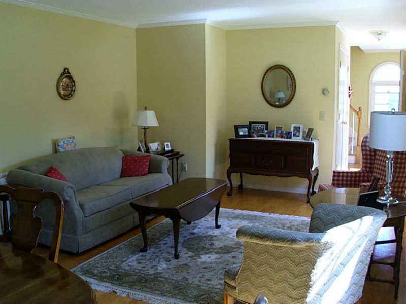 355 Sweet Allen Farm Road South Kingstown, RI 02879 - Photo 7 of 20 Living Room.