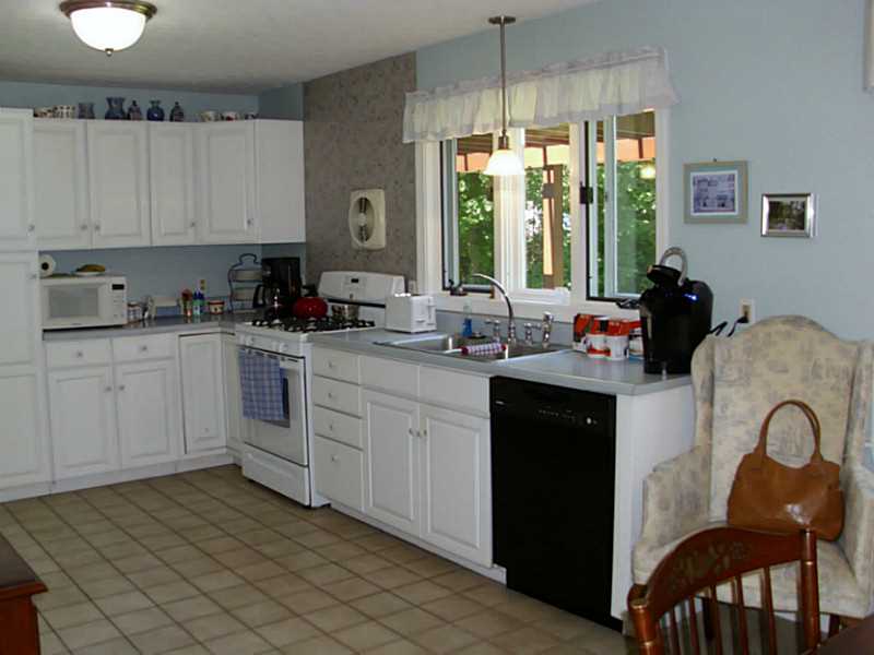 355 Sweet Allen Farm Road South Kingstown, RI 02879 - Photo 10 of 20 Kitchen.