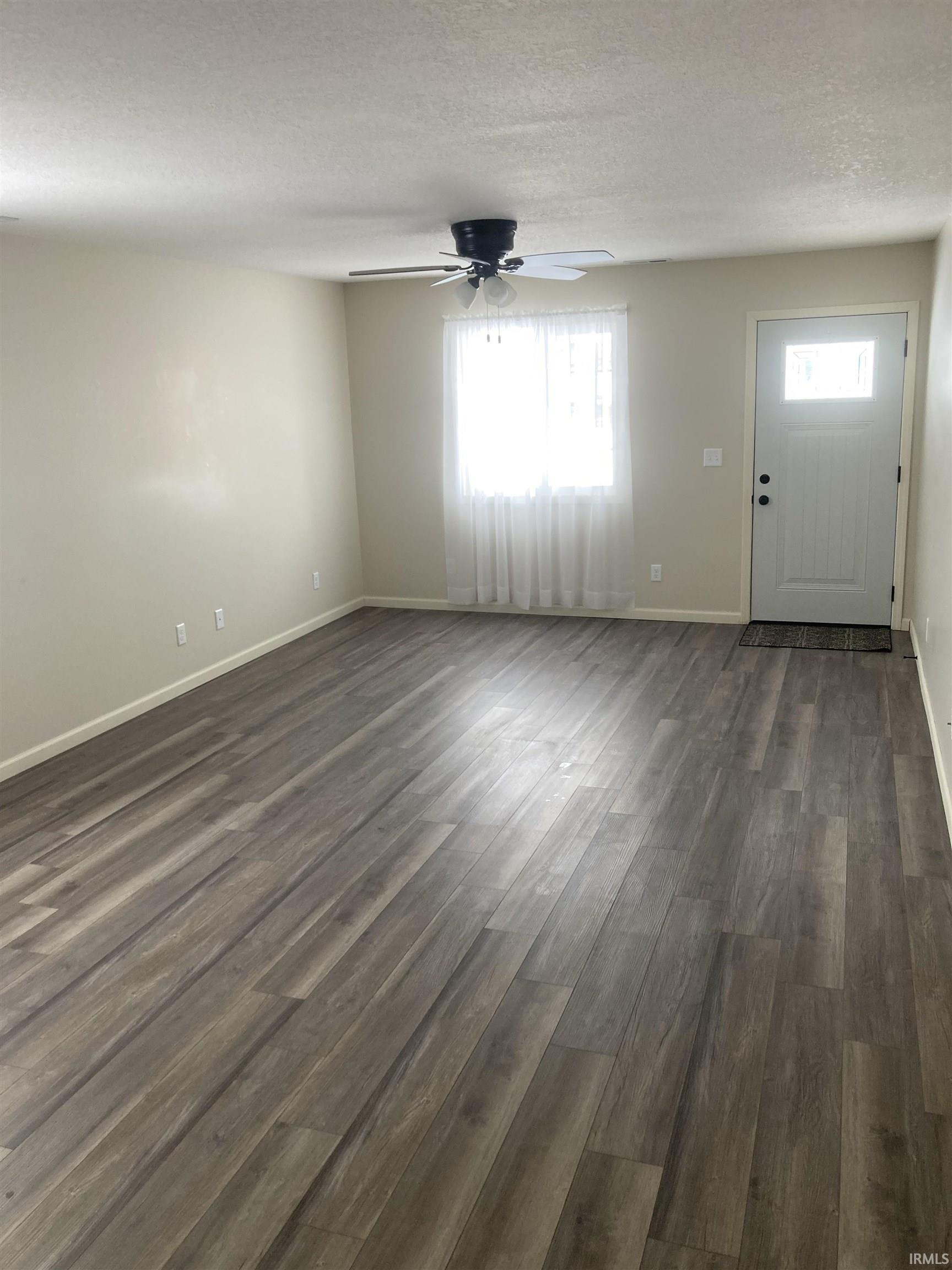 922 North 11th Street Decatur, IN 46733 - Photo 4 of 16