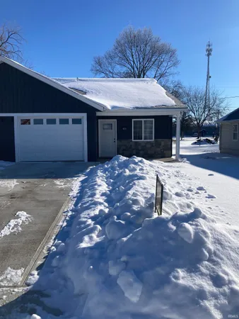 $199,900 | 922 North 11th Street, Decatur, IN 46733