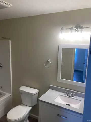 $199,900 | 922 North 11th Street, Decatur, IN 46733