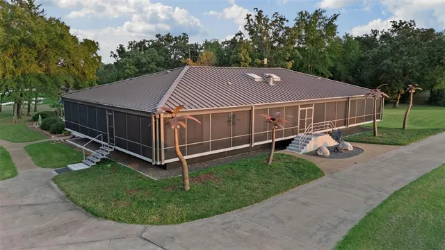 $1,600,000 | 1085 County Road 1960, Yantis, TX 75497