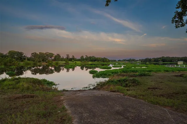 $1,600,000 | 1085 County Road 1960, Yantis, TX 75497