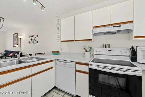 $1,700 | 221 Ocean Park Lane, Cape Canaveral, FL 32920