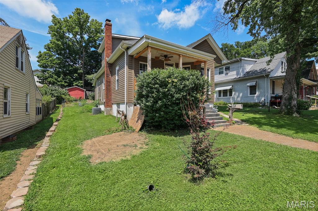 818 Spruce Street Alton, IL 62002 - Photo 4 of 31