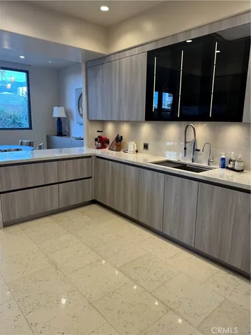 $4,680,000 | 345 East Colorado Boulevard, Unit 303, Pasadena, CA 91101