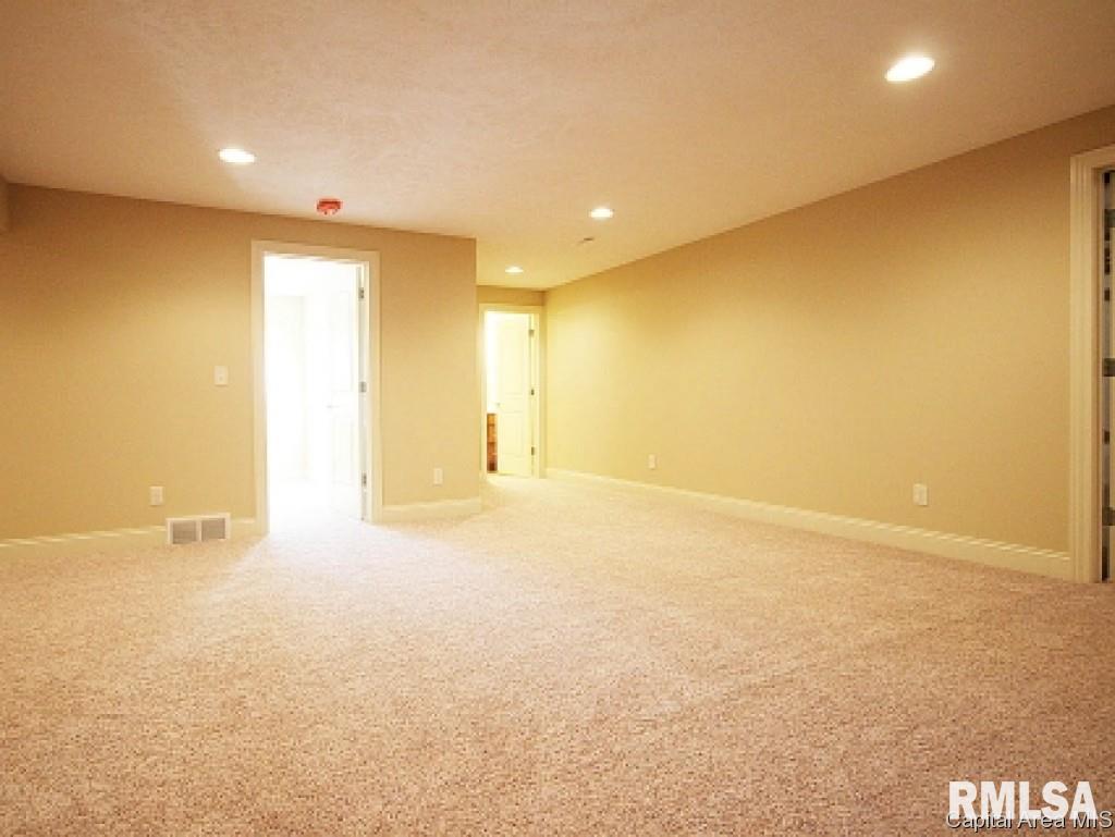 5601 Legacy Lane Springfield, IL 62711 - Photo 13 of 15 Gallery Image 13