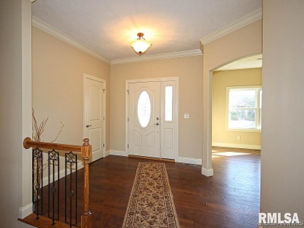 5601 Legacy Lane Springfield, IL 62711 - Photo 6 of 15 Gallery Image 6
