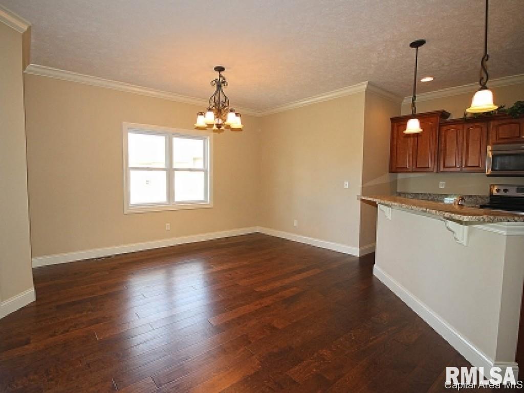 5601 Legacy Lane Springfield, IL 62711 - Photo 7 of 15 Gallery Image 7