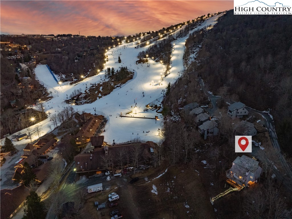 39 The Slopes Road Beech Mountain, NC 28604 - Photo 1 of 33 Gallery Image 1