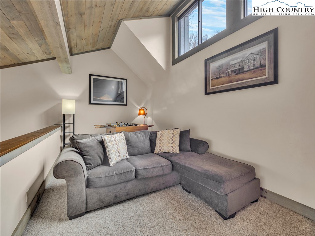 39 The Slopes Road Beech Mountain, NC 28604 - Photo 28 of 33 Gallery Image 28