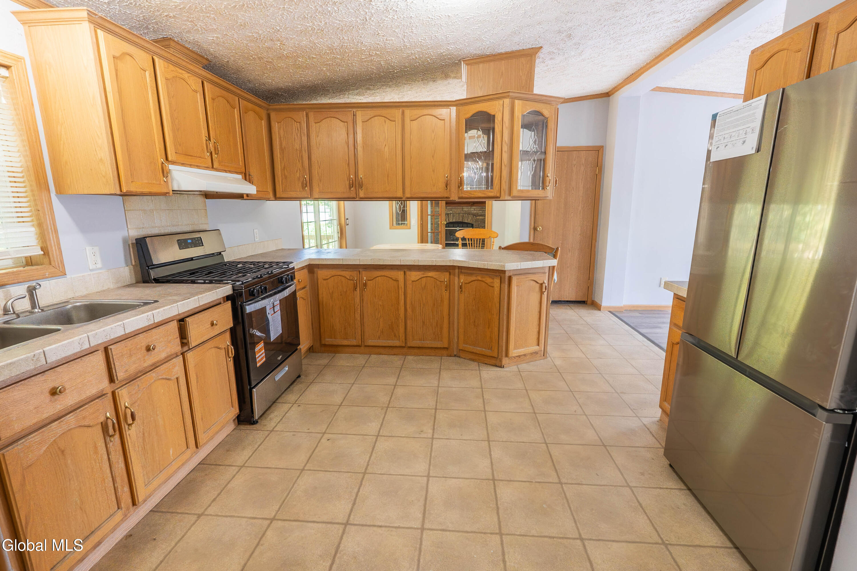 185 B Brookwood Road Halfmoon, NY 12188 - Photo 15 of 36 185B-Brookwood--8