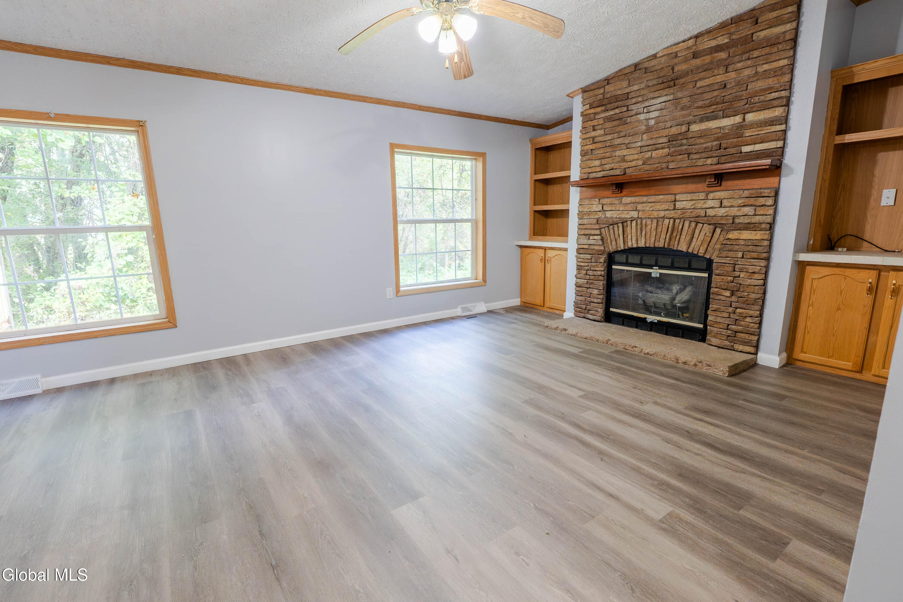 185 B Brookwood Road Halfmoon, NY 12188 - Photo 20 of 36 185B-Brookwood--19