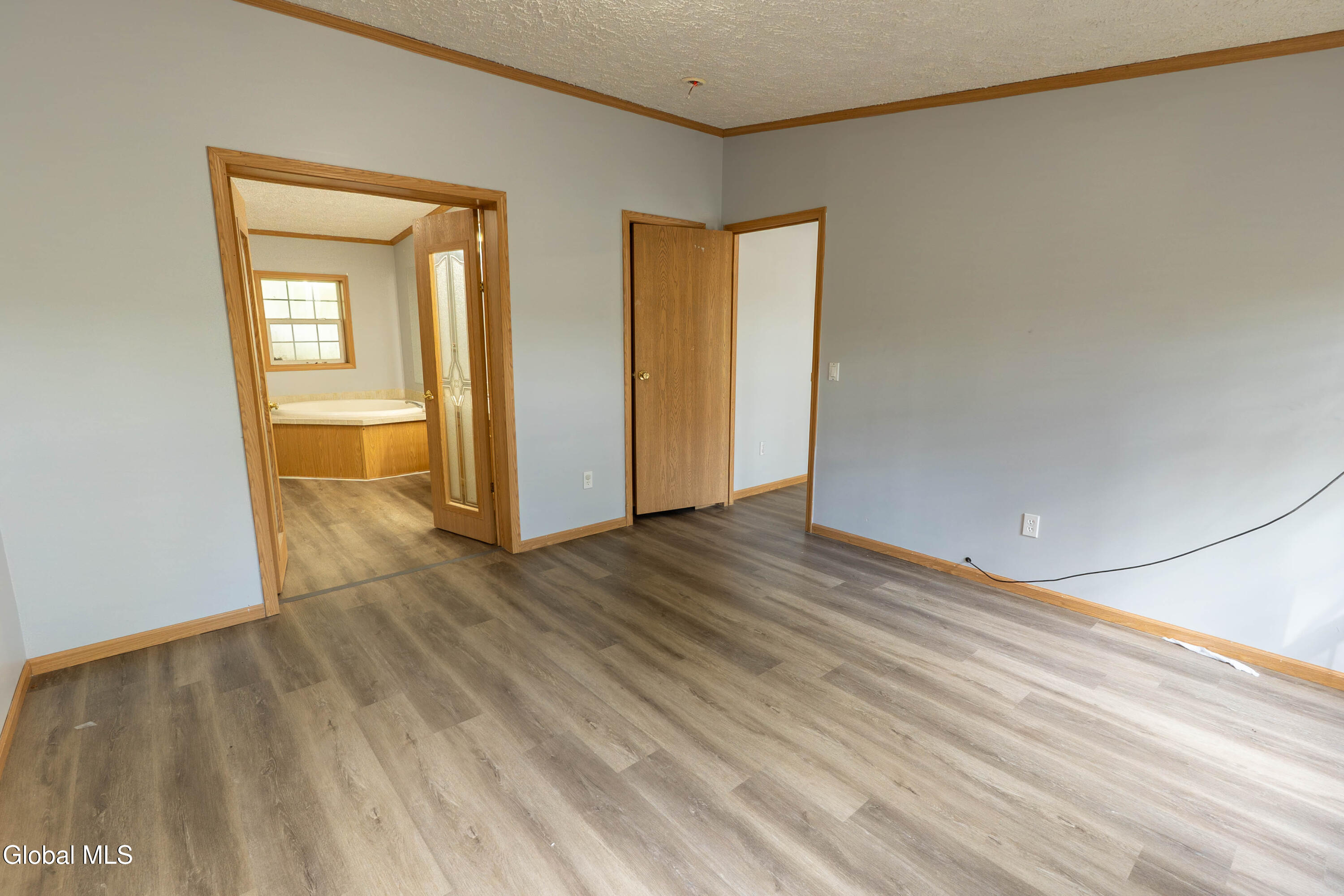 185 B Brookwood Road Halfmoon, NY 12188 - Photo 7 of 36 185B-Brookwood--10