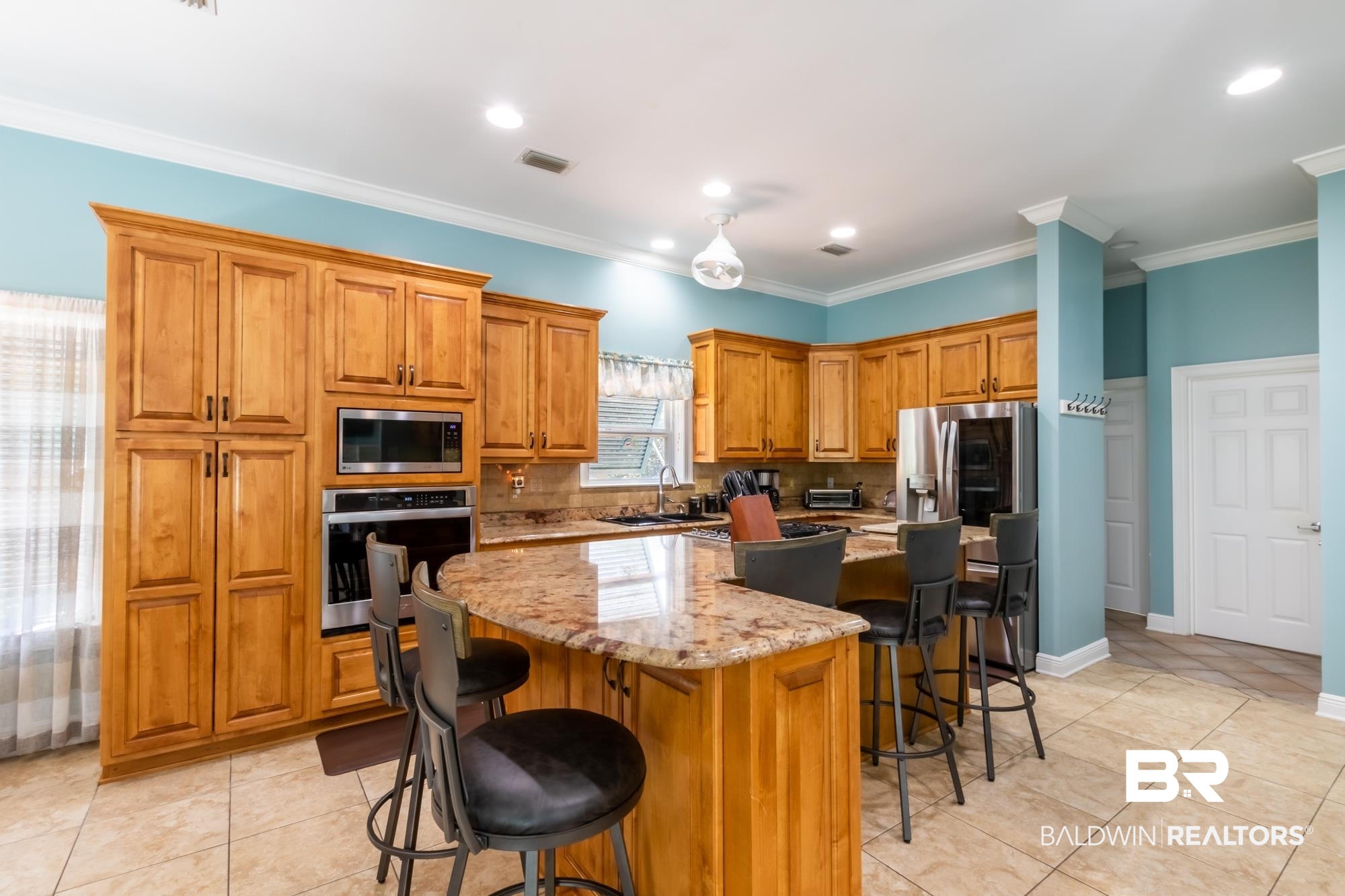 31043 Peninsula Drive Orange Beach, AL 36561 - Photo 8 of 50 Gas Range