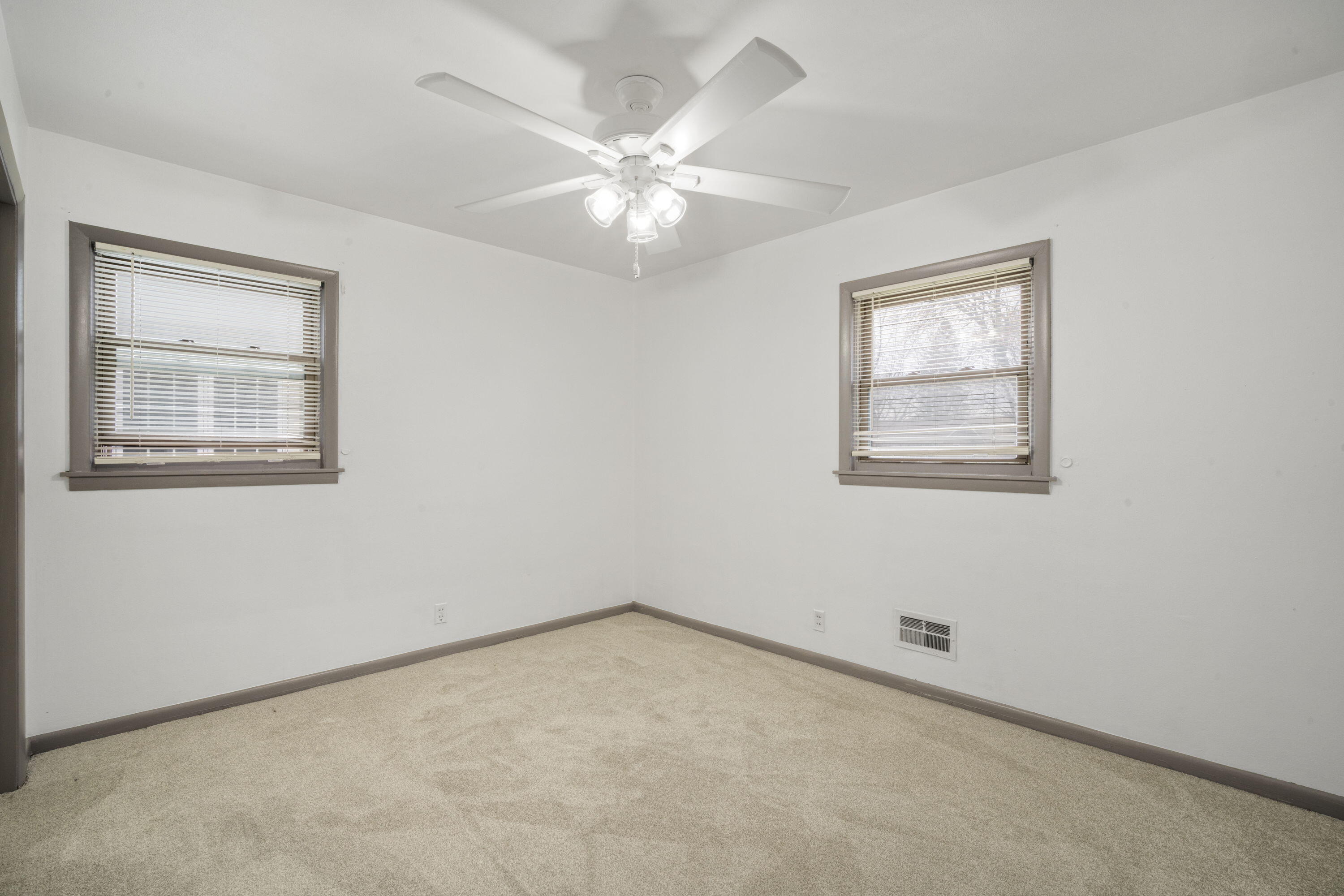 5943 South 18th Street Milwaukee, WI 53221 - Photo 9 of 20 Bedroom2