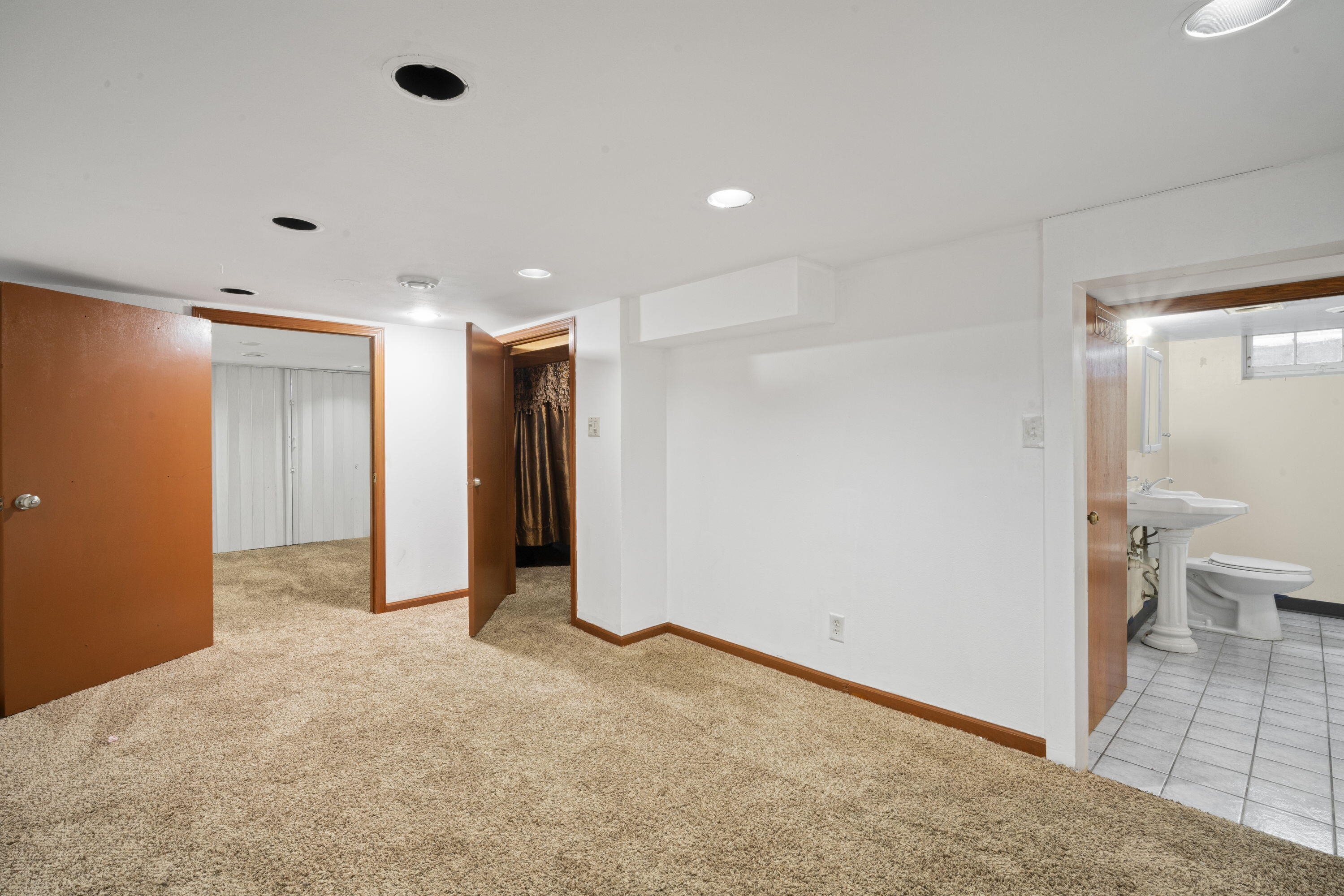 5943 South 18th Street Milwaukee, WI 53221 - Photo 10 of 20 Lower level