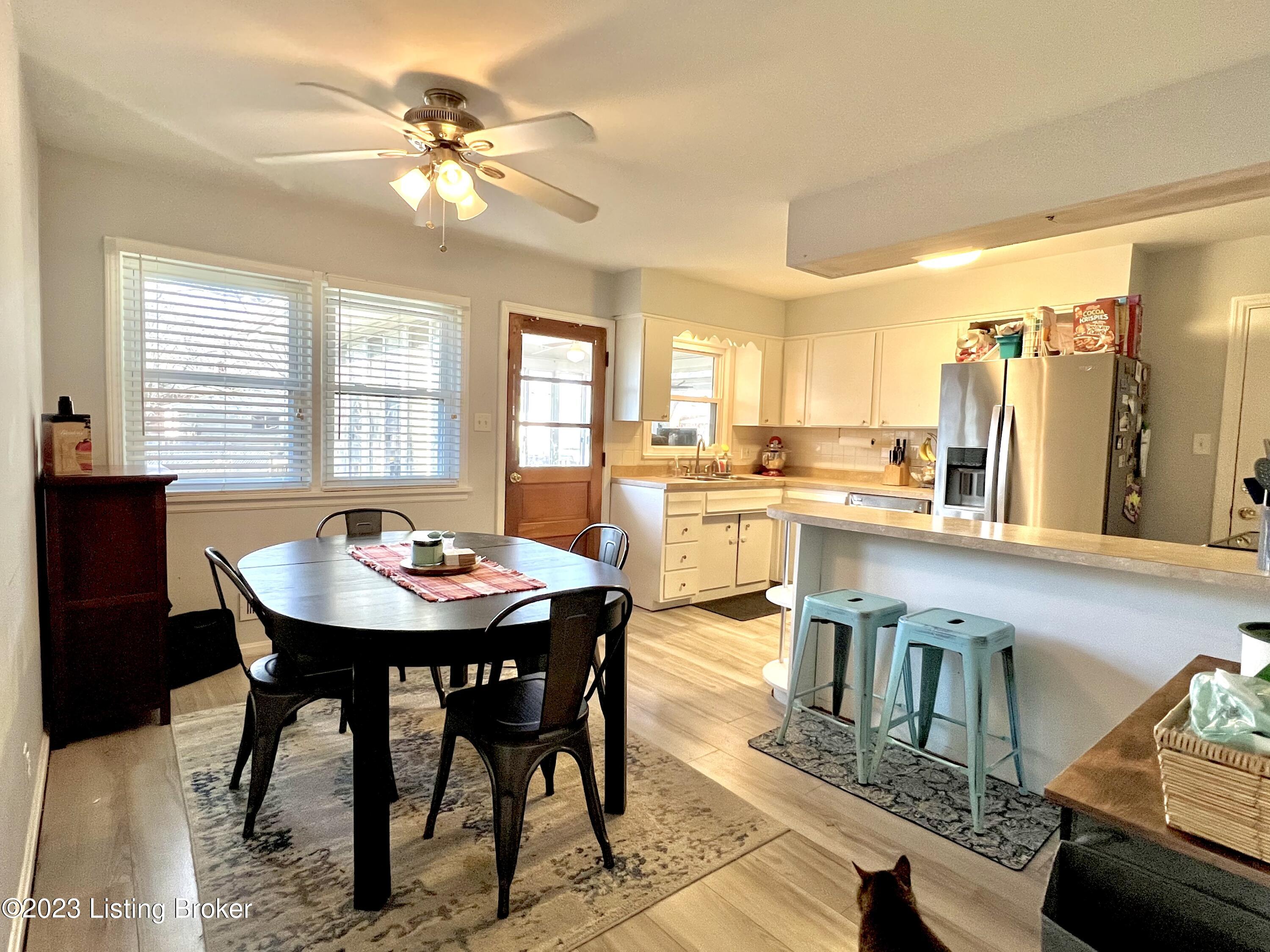 2929 Sheldon Road Louisville, KY 40218 - Photo 5 of 15 IMG_5317