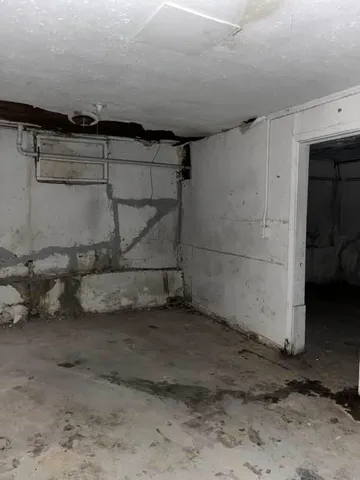 $114,900 | 1490 East 77th Street, Kansas City, MO 64131