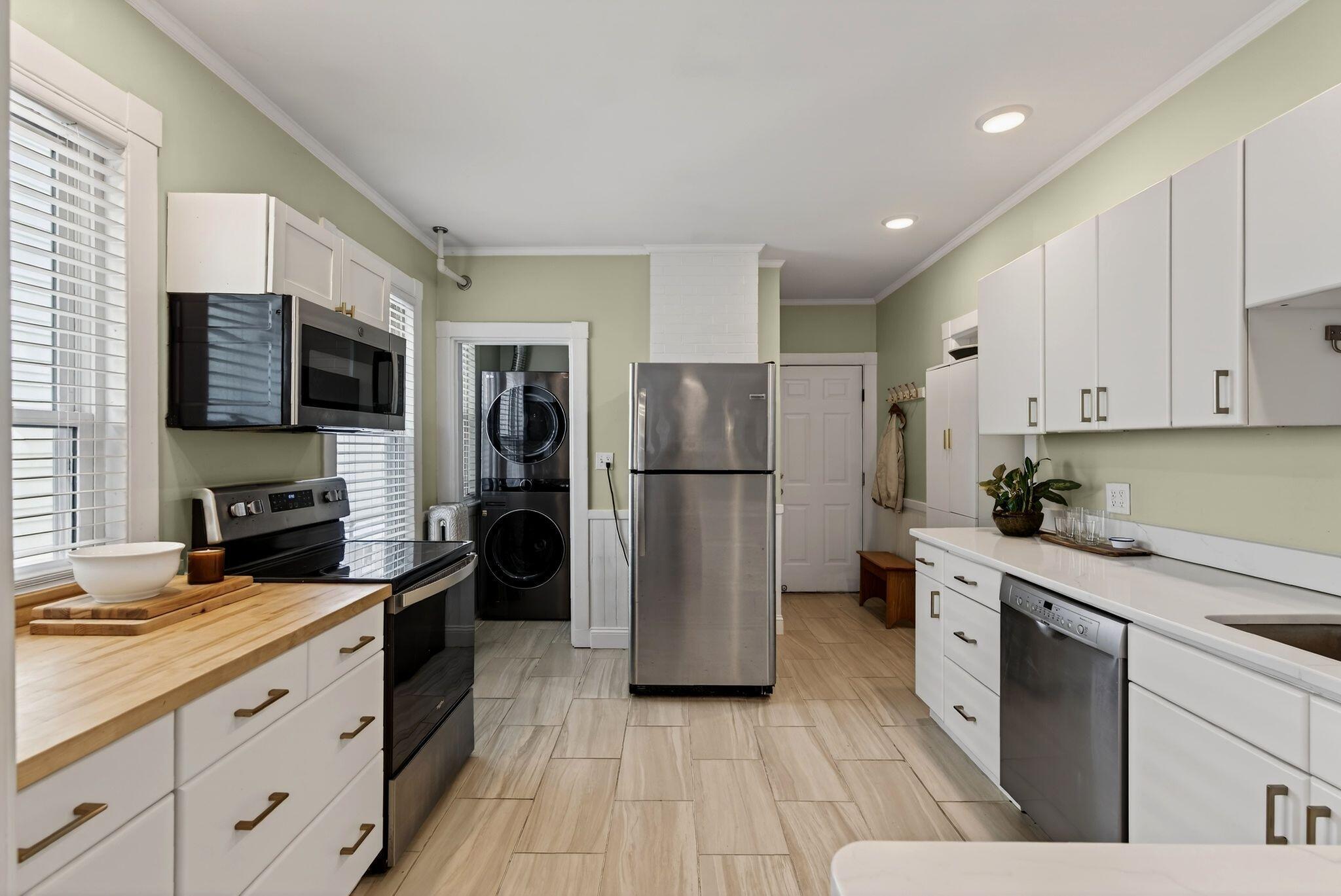 30 State Street, Unit 2 Portland, ME 04101 - Photo 17 of 38 Kitchen
