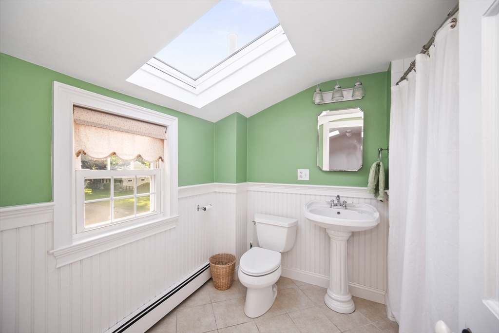 51 Higgins Road Framingham, MA 01701 - Photo 32 of 40