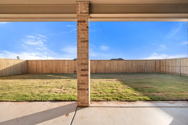 a front view of house with yard