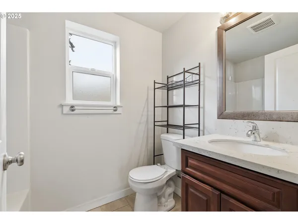 $685,000 | 3223 Southeast 122nd Avenue, Portland, OR 97236