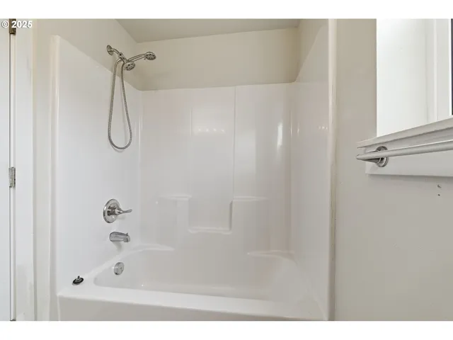 $685,000 | 3223 Southeast 122nd Avenue, Portland, OR 97236