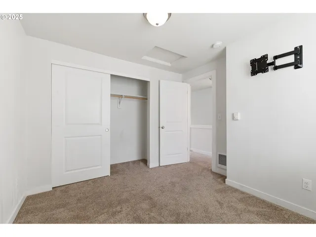 $685,000 | 3223 Southeast 122nd Avenue, Portland, OR 97236