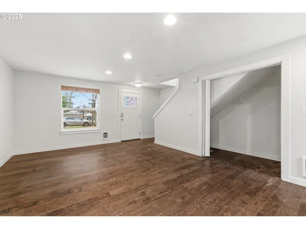 $685,000 | 3223 Southeast 122nd Avenue, Portland, OR 97236