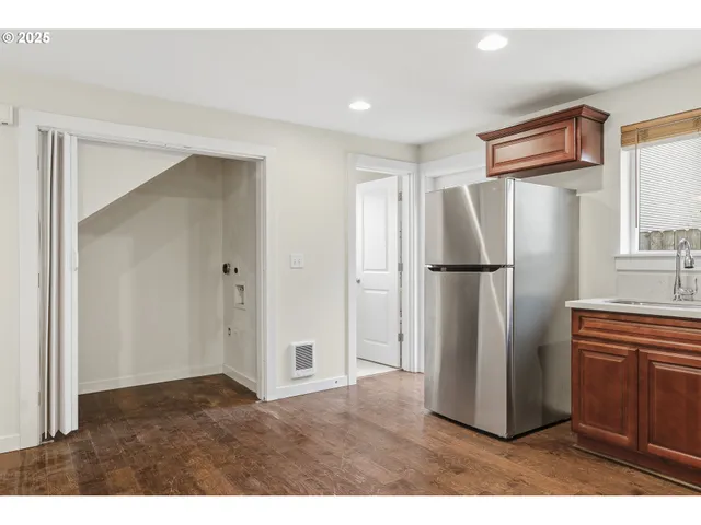 $685,000 | 3223 Southeast 122nd Avenue, Portland, OR 97236