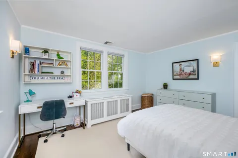 $1,595,000 | 229 West Avenue, Darien, CT 06820