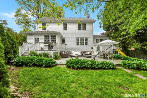 $1,595,000 | 229 West Avenue, Darien, CT 06820