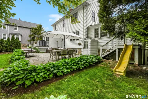 $1,595,000 | 229 West Avenue, Darien, CT 06820