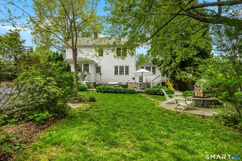 $1,595,000 | 229 West Avenue, Darien, CT 06820