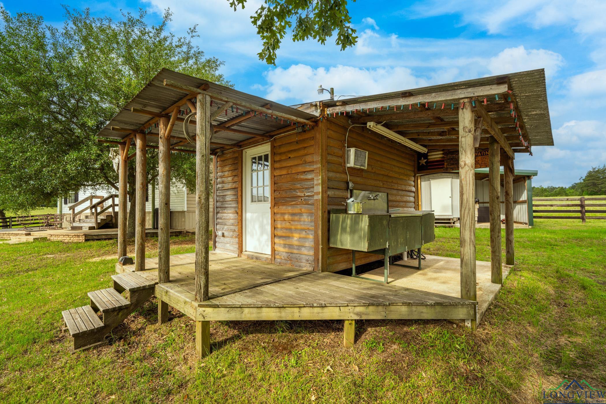 1117 Jonquil Road Gilmer, TX 75645 - Photo 19 of 36 Gallery Image 19