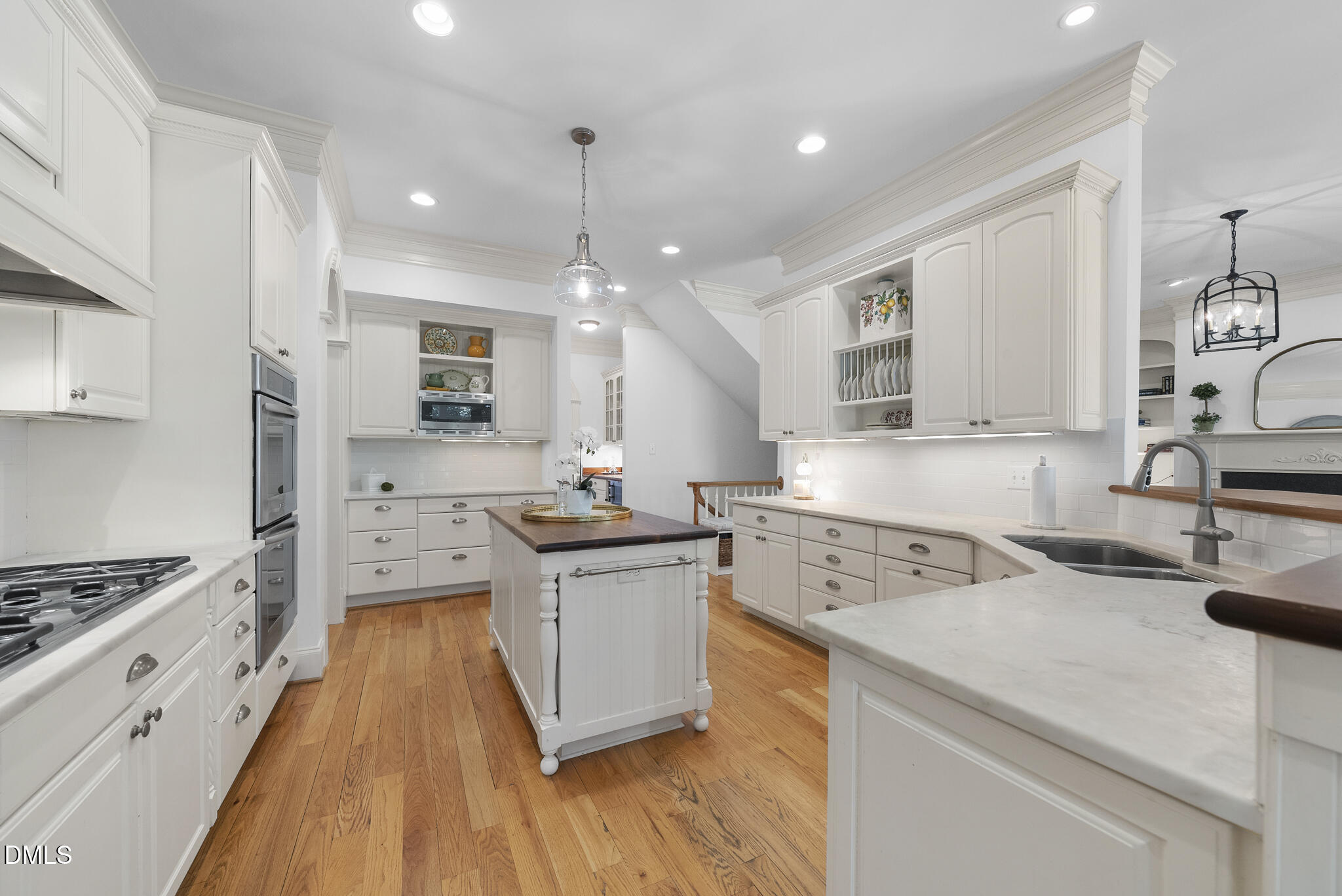 119 Faison Road Chapel Hill, NC 27517 - Photo 26 of 93