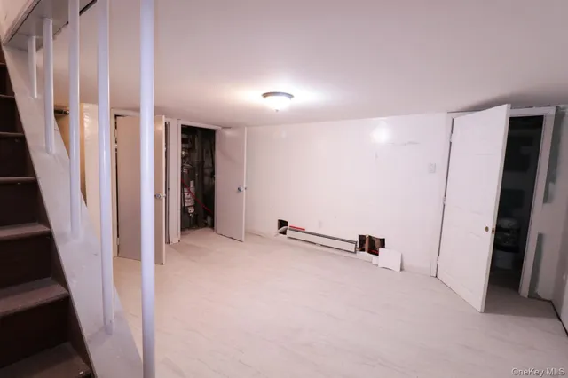 $909,999 | 115-46 220th Street | Long Island Estates