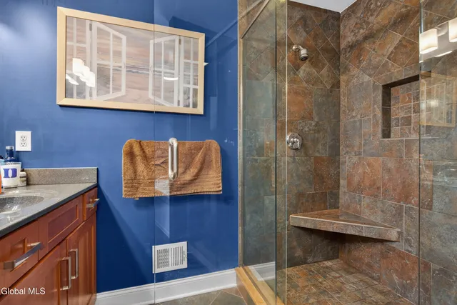 $549,900 | 15 Debbie Lane, Sand Lake, NY 12018