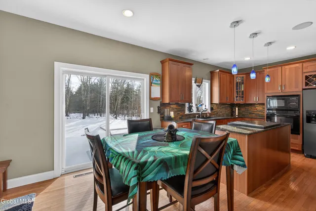 $549,900 | 15 Debbie Lane, Sand Lake, NY 12018